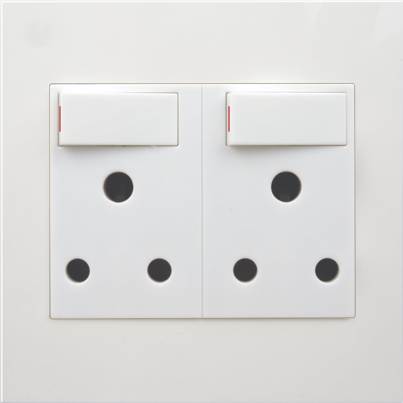 Flush Mounted Double SSO (2 x 16A 3PIN) - Dena Q