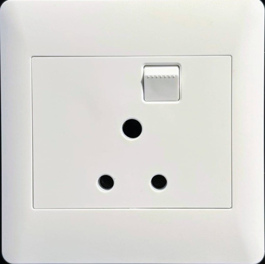 Flush Mounted Single SSO (1 x 16A 3PIN) - Apollo